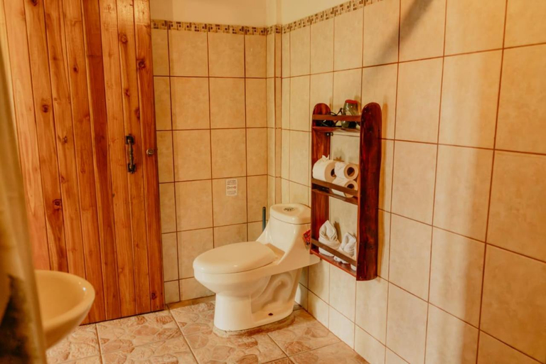 Bathroom 3, Sunset Lodge, Osa