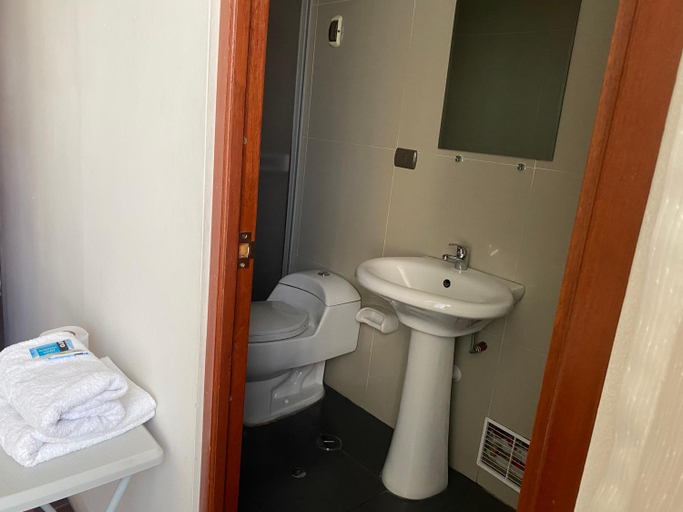 Bathroom 3, Samadri, Arequipa