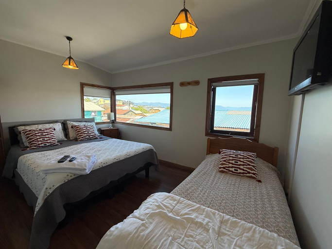Bedroom 2, Hostal y Cabanas Mirando al Mar, Llanquihue