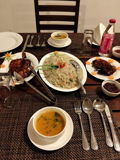 Food & Drinks 2, Sanctuary Resort, Godakawela