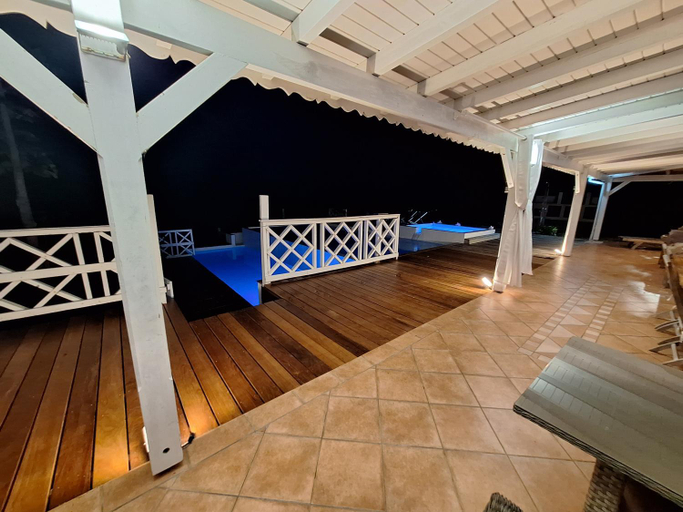 Others 4, Villa Alizea, Capesterre-de-Marie-Galante