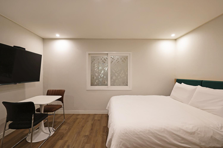 Bedroom 4, Hotel Gem, Haeundae