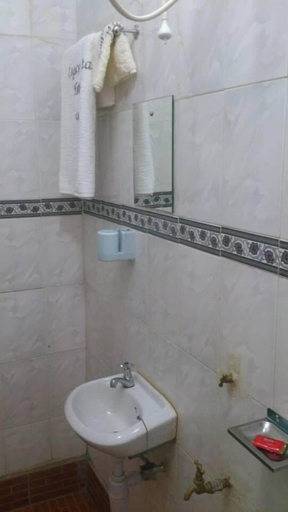 Bathroom, Legacy Star Hotel Chuka, Chuka/Igambang'Ombe