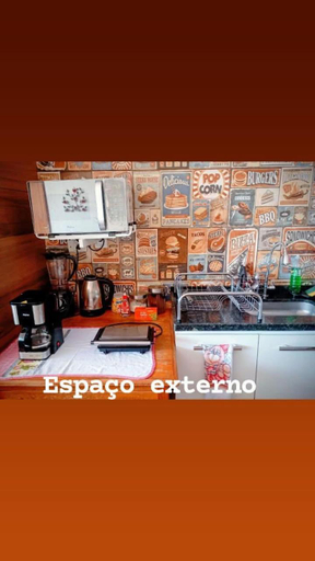 Food & Drinks