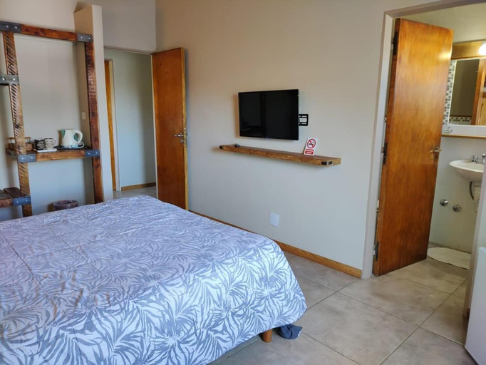 Bedroom 2, Hosteria El Koru, Bariloche
