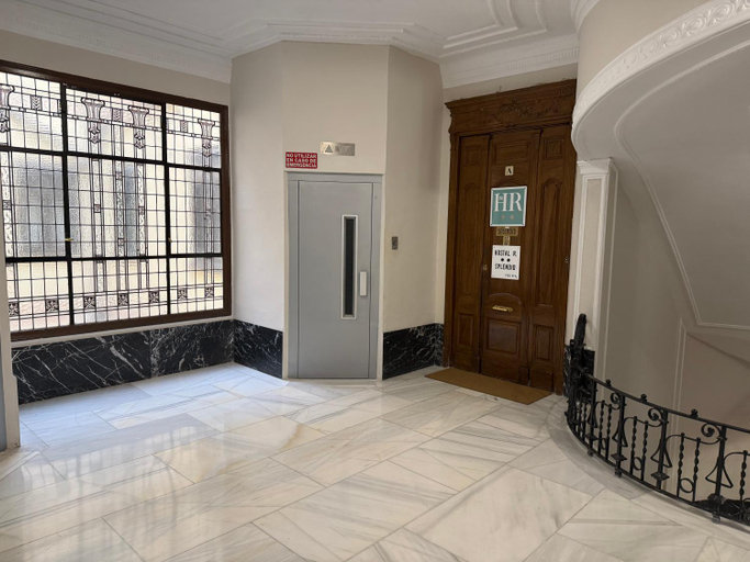 Others 5, Hostal Splendid - Gran Via, Madrid