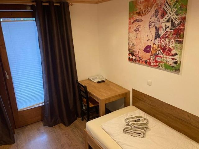 Bedroom 3, Gastehaus Posch, Zell am See