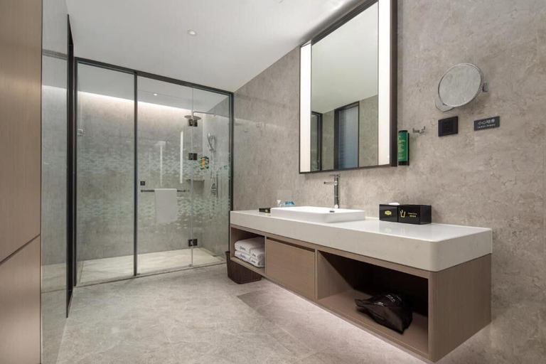 Bathroom 3, Hampton by Hilton Hangzhou Liangzhu, Hangzhou