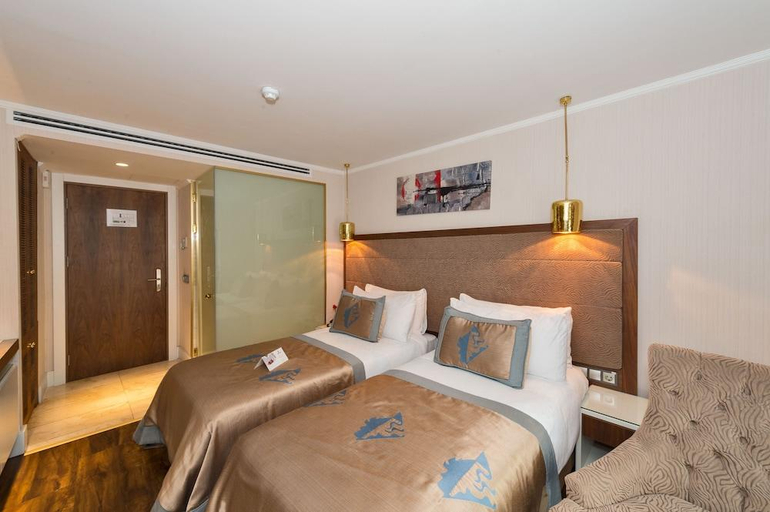 Bedroom 2, Darkmen 2 Hotel, Fatih