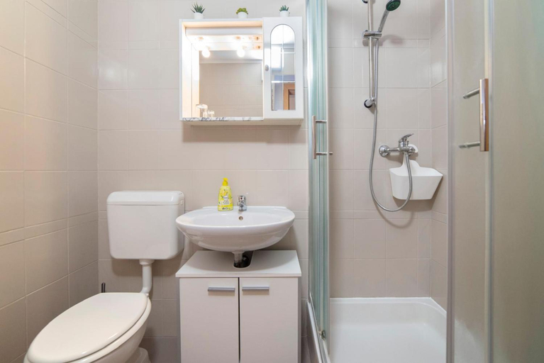 Bathroom 3, Apartments Grazia 111 - Jarun Lake, Zagreb