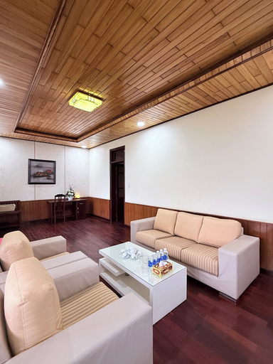 Living area 2, My Khe Beach Hotel, Da Nang
