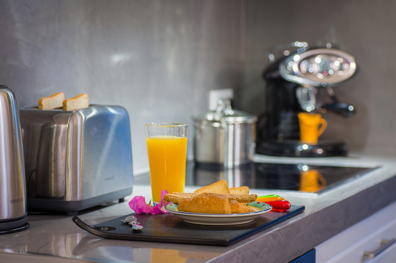 Food & Drinks 5, Vagelis Apartment&studios lindos rooms to let, South Aegean