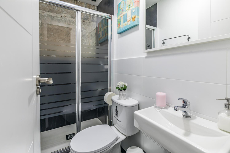 Bathroom 5, AYZ Juan de Mena - Auto check-in property, Madrid