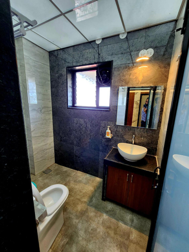 Bathroom 5, Kunjwan Resort, Pune