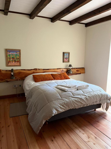 Bedroom 2, Huala Hosteria, Cushamen