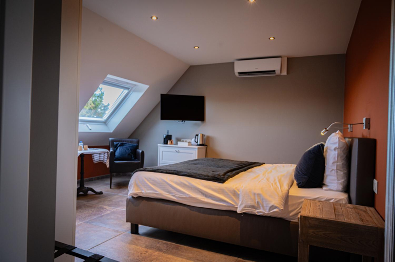Bedroom 2, Guesthouse Amfora, West-Vlaanderen