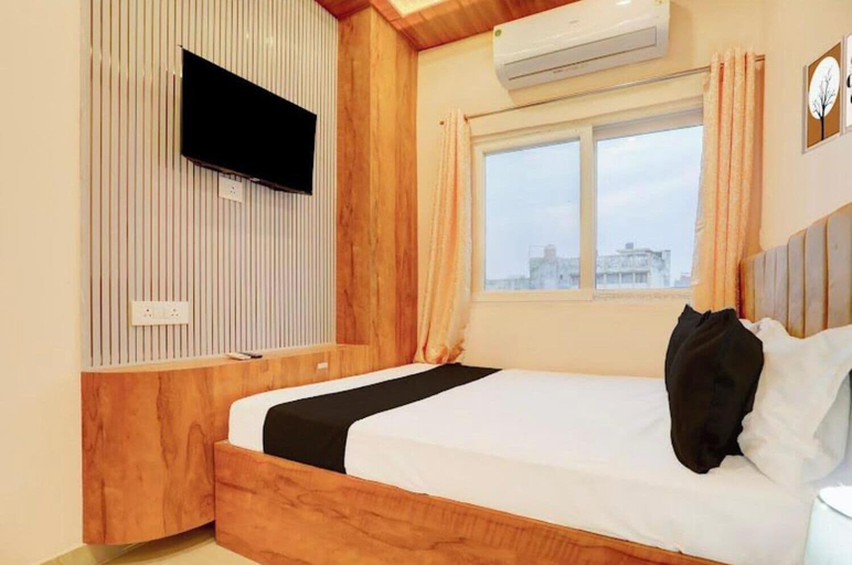 Room 4, Anushka Paying Guest House, Varanasi