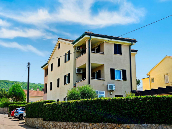 Exterior & Views 5, Apartments Ravlic, Punat