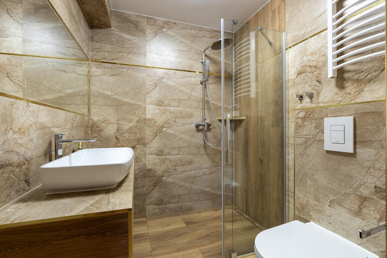 Bathroom 2, Lesny Dwor, Tatra