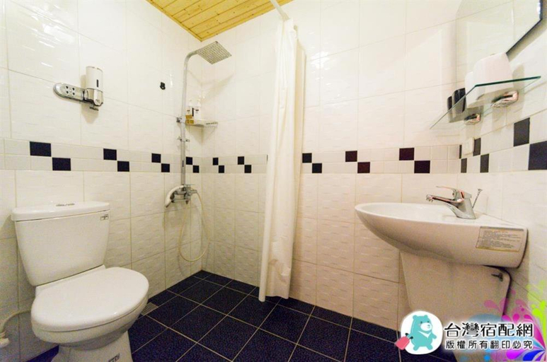 Bathroom, 台南民宿473號-One Day 有日-民生路一段207號, Tainan