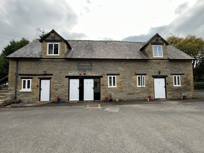 Exterior 2, The Bateman Arms, Herefordshire