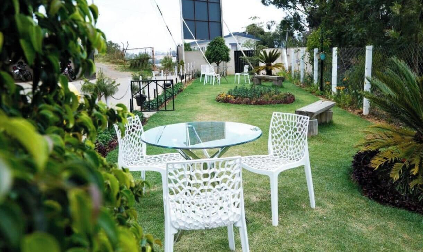 Others 5, Paradise perfect, The Nilgiris