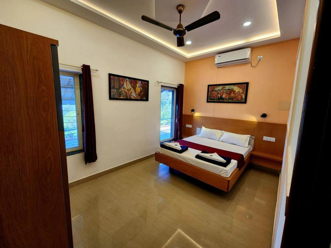Bedroom 3, Kunjwan Resort, Pune