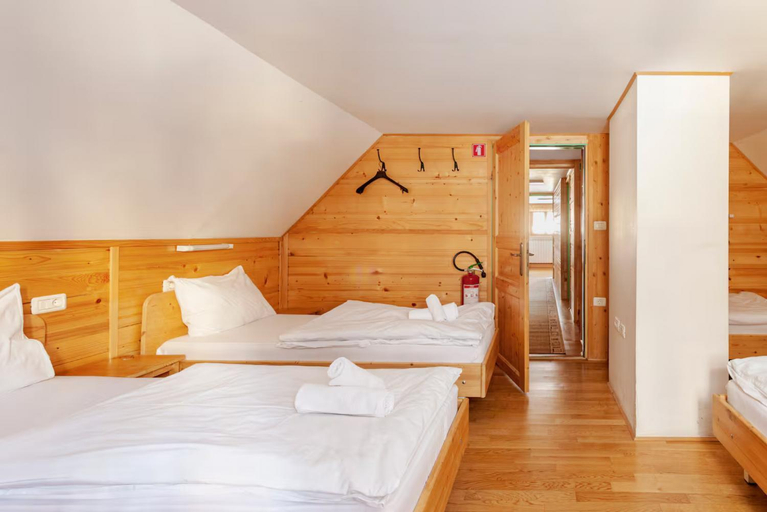 Bedroom 2, Chalet Pokljuka, Bohinj