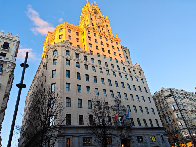 Exterior & Views, Hostal Aliste, Madrid