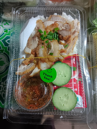 Food & Drinks 4, Maruay, Tha Chang