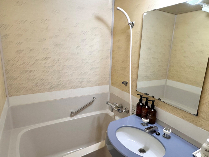 Bathroom 3, Beach side Pension mibal, Nanjō