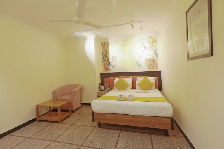 Room 2, SUN STAYZ INN, Chennai