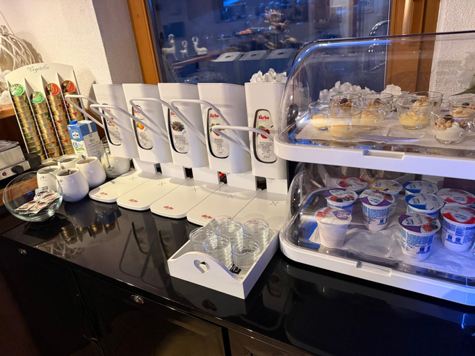 Food & Drinks 5, Haus Berghof, Innsbruck Land