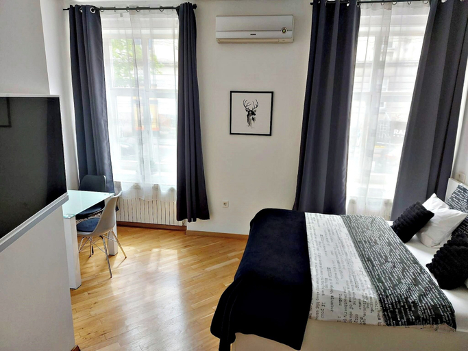 Room 5, Spin&Fly, Zagreb