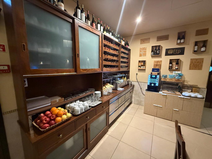 Food & Drinks 4, Alianca Alojamento Local, Guarda