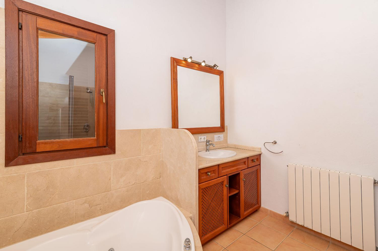 Bathroom 5, Villa Guillona by Sealand Villas, Baleares