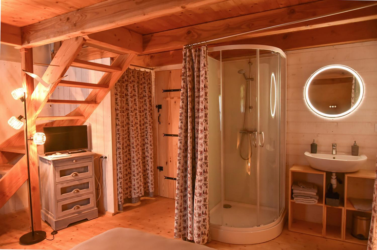 Bathroom 2, Gites calmes ecologiques, Morbihan