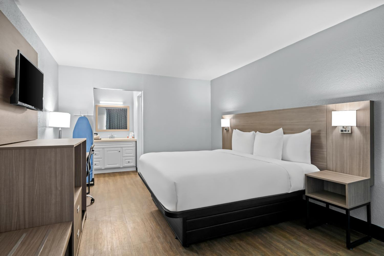 Bedroom 3, Econo Lodge Daytona Beach - Speedway, Volusia