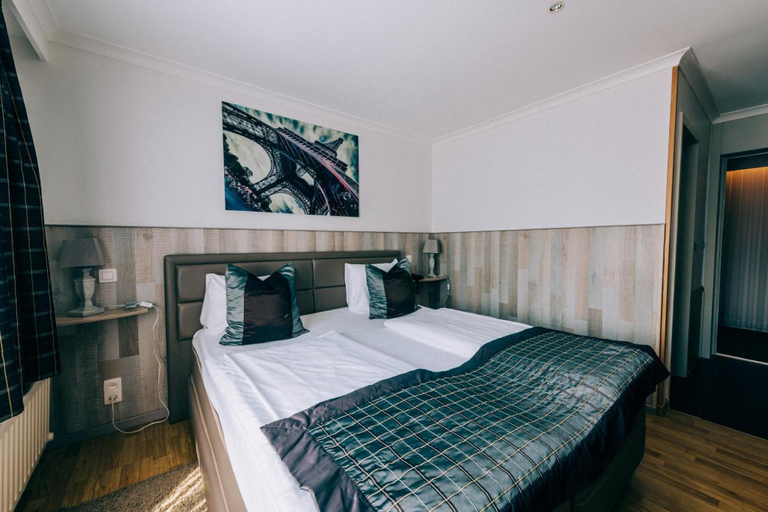 Bedroom 2, Hotel De Kalvaar, Oost-Vlaanderen