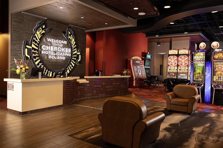 Public Area, Cherokee Casino & Hotel Roland, Sequoyah