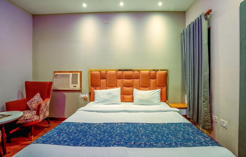 Bedroom 3, Greenland Premium Hotel, Khordha