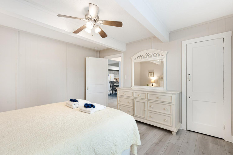 Bedroom 2, 118 E ARCTIC UNIT B SALTY SHACK ACROSS THE ST FROM BEACH, Charleston