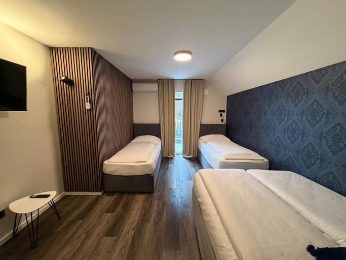 Bedroom 3, Boutique hotel ZBILJE, Medvode