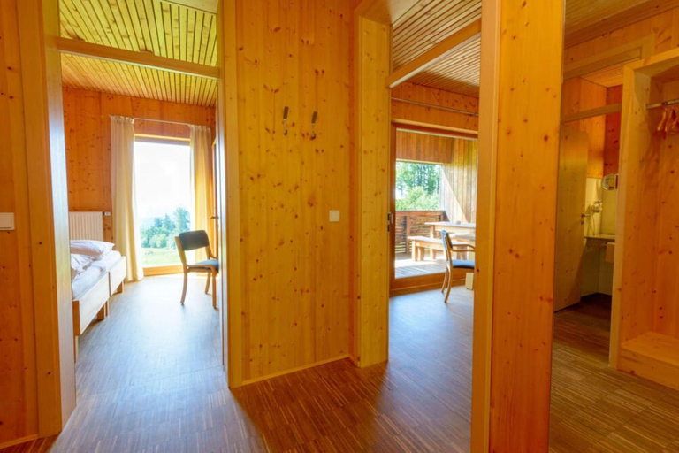 Bedroom, GutsAlm Harlachberg, Regen