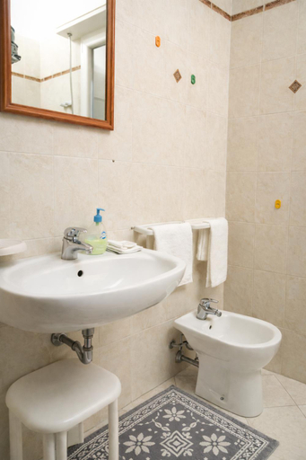 Bathroom 4, Residence Eurogarden, Rimini