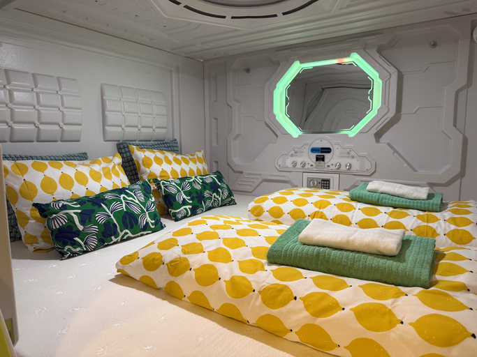 Room 5, Space capsule Hostel by Welcome Iceland, Dalabyggð