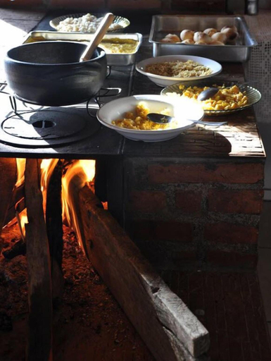 Food & Drinks, Pousada do Zeze, Bueno Brandão