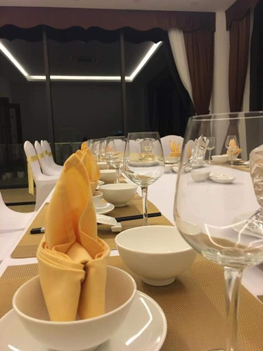 Food & Drinks 4, Khach San HOLIDAY CUA LO, Cửa Lò