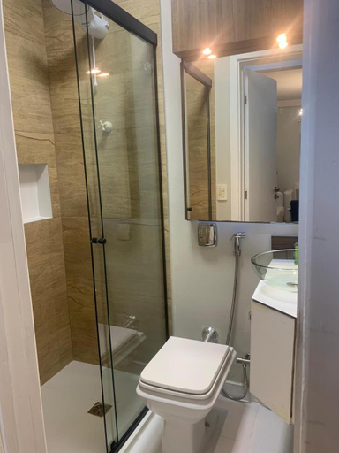 Bathroom, FamilyHome, Floriniapolis