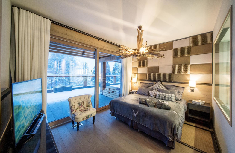 Bedroom 2, Chalet Migui Luxury Living and SPA, Sierre